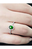 Pırlanta Ve Oval Zümrüt Taşlı Yüzük