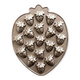 Nordicware Mini Çilekler Kek Kalıbı (92748)