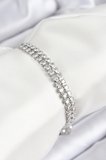 Pirinç Zirkon Taşlı Çift Sıra Model Gümüş Renk Asansörlü Kadın Bileklik