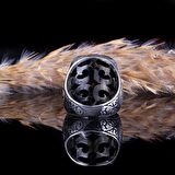 KALEM İŞLEME MOTİFLİ KAPLANGÖZÜ TAŞLI GÜMÜŞ YÜZÜK