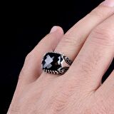 SİYAH RENK ZİRKON TAŞLI KARE MODEL GÜMÜŞ ERKEK YÜZÜK