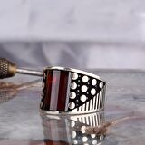 KIRMIZI RENK ZİRKON TAŞLI MODEL 925 AYAR GÜMÜŞ ERKEK YÜZÜK