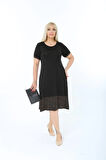 Kadın Siyah Büyük Beden Eteği Puantiyeli Kısa Kol Elbise