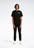 Reebok LC 7037 RI BRAND PROUD GFX SS TEE Siyah Yuvarlak Yaka Regular Fit Baskılı Erkek T-Shirt