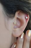 Gold Mini Çiçek Tragus Piercing Helix Kıkırdak