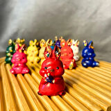 Uretti - Ayşe 7362 - El Yapımı 4'lü Sevimli Tavşan Biblo Seti - Yeşil + Kırmızı + Mor + Beyaz - 3 x 5 cm