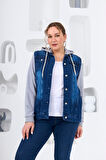 İçlik Detaylı Kadın Büyük Beden Mavi Ceket - Şık ve Rahat Denim Ceket