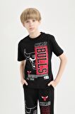 DeFacto Erkek Çocuk NBA Chicago Bulls Bisiklet Yaka Kısa Kollu Tişört D9504A825SMBK81