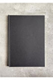 A4 Kareli Spiralli Defter, A4 Boyut (21cm x 29.7cm), 60 Yaprak, 90gr. Ivory, Siyah Kapak