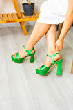Luned Yeşil Saten Platform Topuklu Kadın Ayakkabı