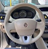 Renault Fluence Tuşsuz Araca Özel Direksiyon Kılıfı (Airbeg Rengiyle Aynı Renktedir)