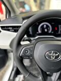 Toyota Corolla 2020-2024 Araca Özel Direksiyon Kılıfı (Nokta Düz Gri Dikiş)