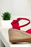 Kadın Yazlık Çapraz Keten Sandalet – Dolgu Topuk Espadril Tasarım