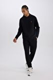 DeFactoFit Standart Fit Kapüşonlu Kapitoneli Sporcu Sweatshirt D0752AX24AUBK81