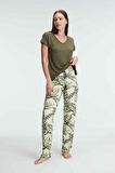 Kadın Kısa Kol V Yaka Viskon Çiçek Desenli Yazlık Örme Dantel Detaylı Pijama Takımı