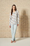 Kadın Önden Düğmeli Üst Kısmı Çiçek Desenli Uzun Kollu Pijama Takımı