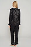 Kadın Siyah Çiçek İşlemeli  Uzun Kollu Önden Düğmeli Yaka Detaylı Saten Pijama Takımı