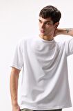 DeFacto New Regular Fit Bisiklet Yaka Basic Düz %100 Pamuk Kısa Kollu Tişört V7699AZ25SPWT32