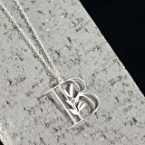 925 Ayar Gümüş Çiçek ve İsim Detaylı Kolye Özel Tasarım