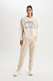 DeFactoFit NBA New York Knicks Oversize Geniş Kalıp Bisiklet Yaka Kalın Sweatshirt D2429AX24AUER123