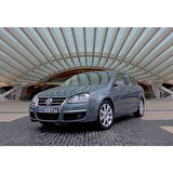 VW Jetta 5 2006-2011 Ön Cam Silecek Vida Kapağı 1J0955205A