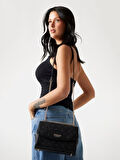 Guess Phoebe 4G ve Peony Logolu Kadın Mini Çapraz Çanta HWPD9665210