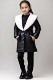 Kız Çocuk Yakası Kürk ve Taş Düğme Detaylı Siyah Deri Alt Üst Takım Kaban Mont