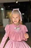 Kız Çocuk Göğsü ve Yakası Fırfırlı Eteği Pliseli Dantel Şerit Detaylı Pudra Elbise
