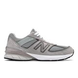 New Balance 990v5
Grey Unisex Sneaker