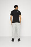 F0A55EFAGS1-R The North Face M Foundatıon Graphıc Tee S-s - Eu Erkek T-Shirt Siyah