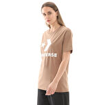 10025458-230 Converse Go-To Star Chevron Logo Standard-Fıt T-Shırt T-Shirt Kahve