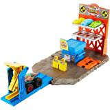 Hot Wheels Monster Trucks Patlama İstasyonu Oyun S