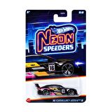 Hot Wheels Neon Yarışçılar HLH72 - 16 CADILLAC ATS-V R HRW82