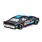 Hot Wheels Neon Yarışçılar HLH72 - 70 CHEVY CHEVELLE  JBY97