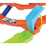 Hot Wheels Bumerang Çemberli Yarış Pisti HTK16
