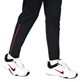 Nike DJ1196-101 Defyallday Sneaker