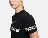 Nike Pro Dri-Fit Cropped Graphic Training Short-Sleeve Kadın Tişört-DX0078-010