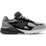 New Balance 990v3
MiUSA DTLR GR3YSCALE