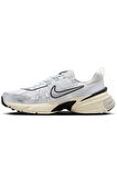 Nike V2K Run Kadın Koşu Ayakkabı  FD0736-100