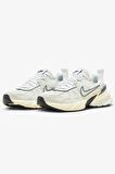 Nike V2K Run Erkek Koşu Ayakkabı  FD0736-102