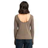 LONG-SLEEVE SLIM FIT TEE