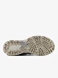 New Balance 1906R
Silver Metallic Sea Salt Unisex Sneaker 