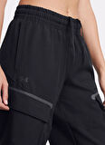 1386481-001 UA UNSTOPPABLE CARGO PA Lastikli Bel Loose Fit Siyah Kadın Eşofman Altı