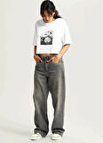 Vans VN000RCHWHT1-Rhythm Relaxed Crop ss Beyaz Bisiklet Yaka Normal Düz Kadın T-Shirt