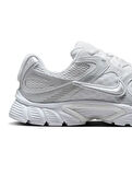 Nike Women's V5 Rnr Sneaker BEYAZ