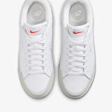 Nike WMNS NIKE COURT LEGACY LIFT Kadın Beyaz Spor Ayakkabı DM7590-108