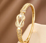 Kadın Gold Renk Taş Detaylı Örgü Form Bileklik – 5.5 cm Zarif Tasarım