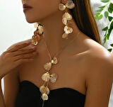 Doğal Yaprak Esintili Gold Takı Seti – Uzun Kolye & Sallantılı Küpe