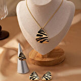 Gold Siyah Detaylı Üçgen Kesim Zebra Desenli Kolye Küpe Yüzük Set Şık Kadın Takı Seti