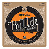 D'Addario EJ43 Pro-Arté Nylon, Light Tension Takım Tel Klasik Gitar Teli
